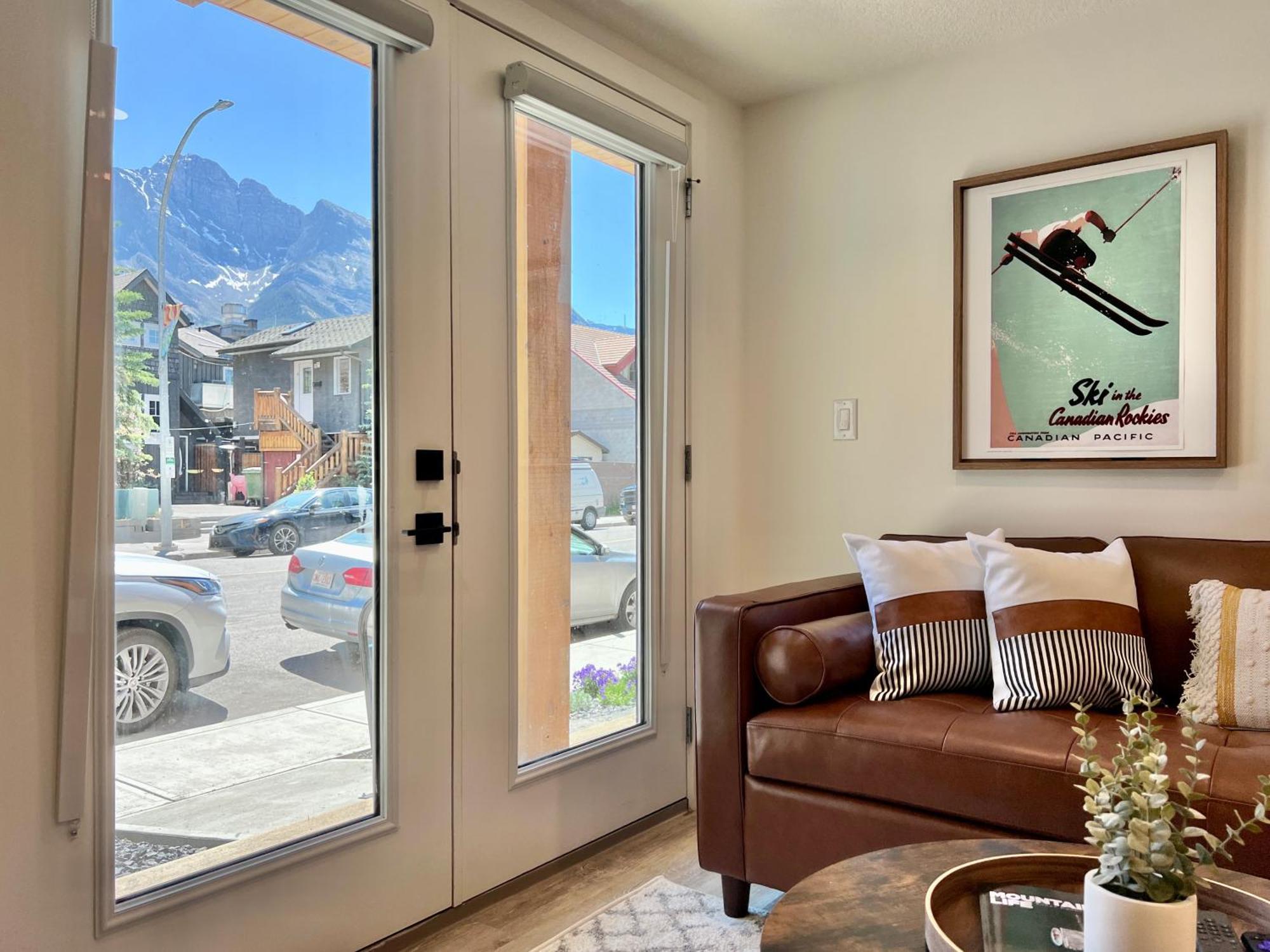 Special! New Downtown Mtn View Free Parking 2B&2B Apartment Canmore Exterior foto