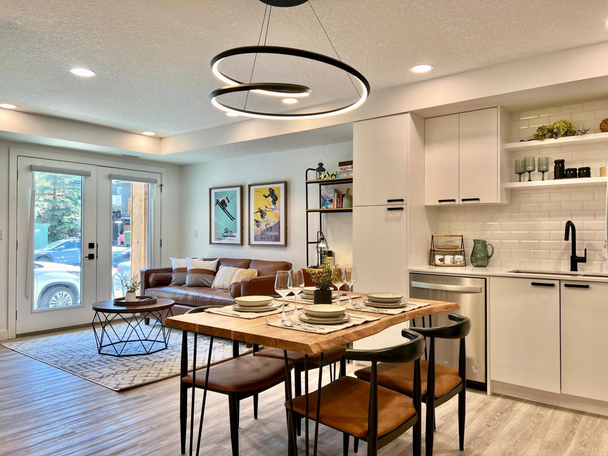 Special! New Downtown Mtn View Free Parking 2B&2B Apartment Canmore Exterior foto